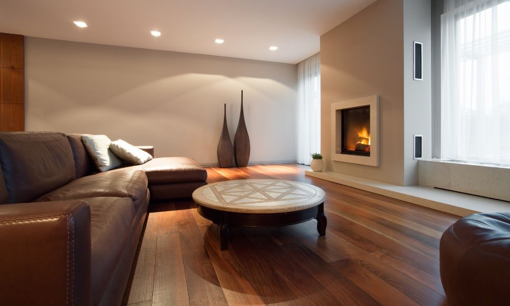 Blog Image with a cozy room with fireplace